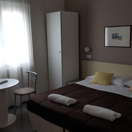 Hotel Arianna Iseo Exterior foto
